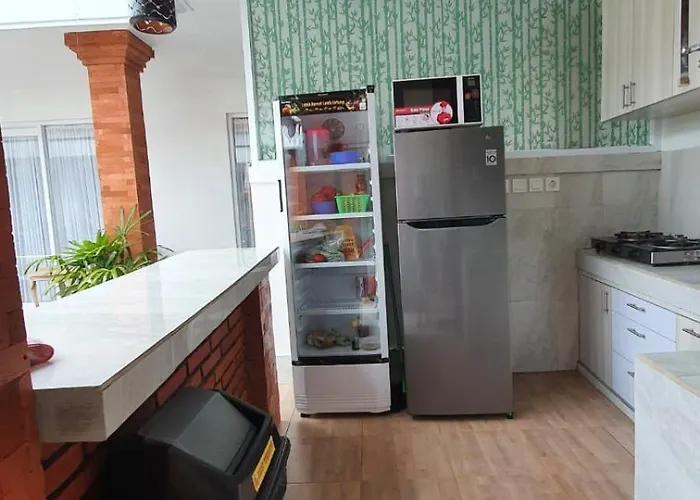 Adijaya Canggu アパート